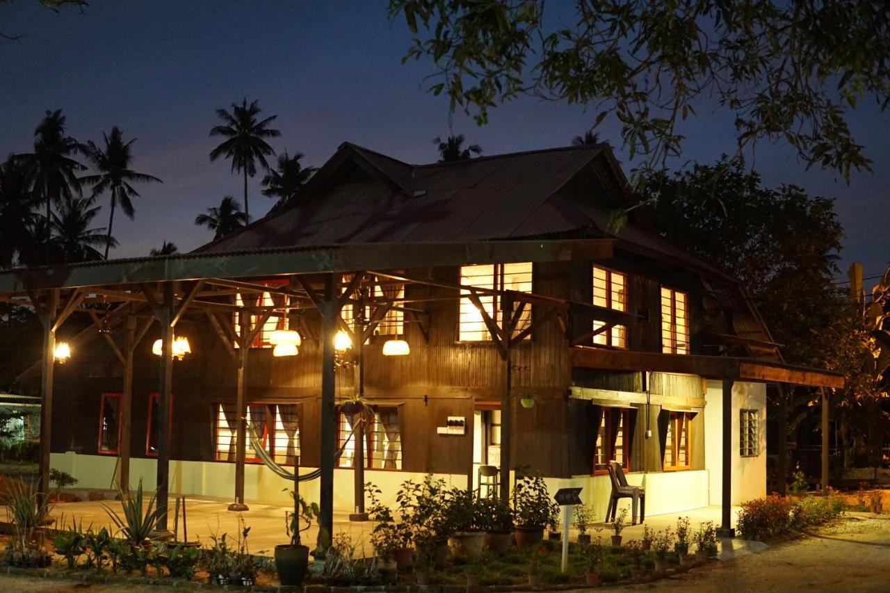Sayang Di Kaki Bukit Homestay Near Icon City Bukit Mertajam Kültér fotó