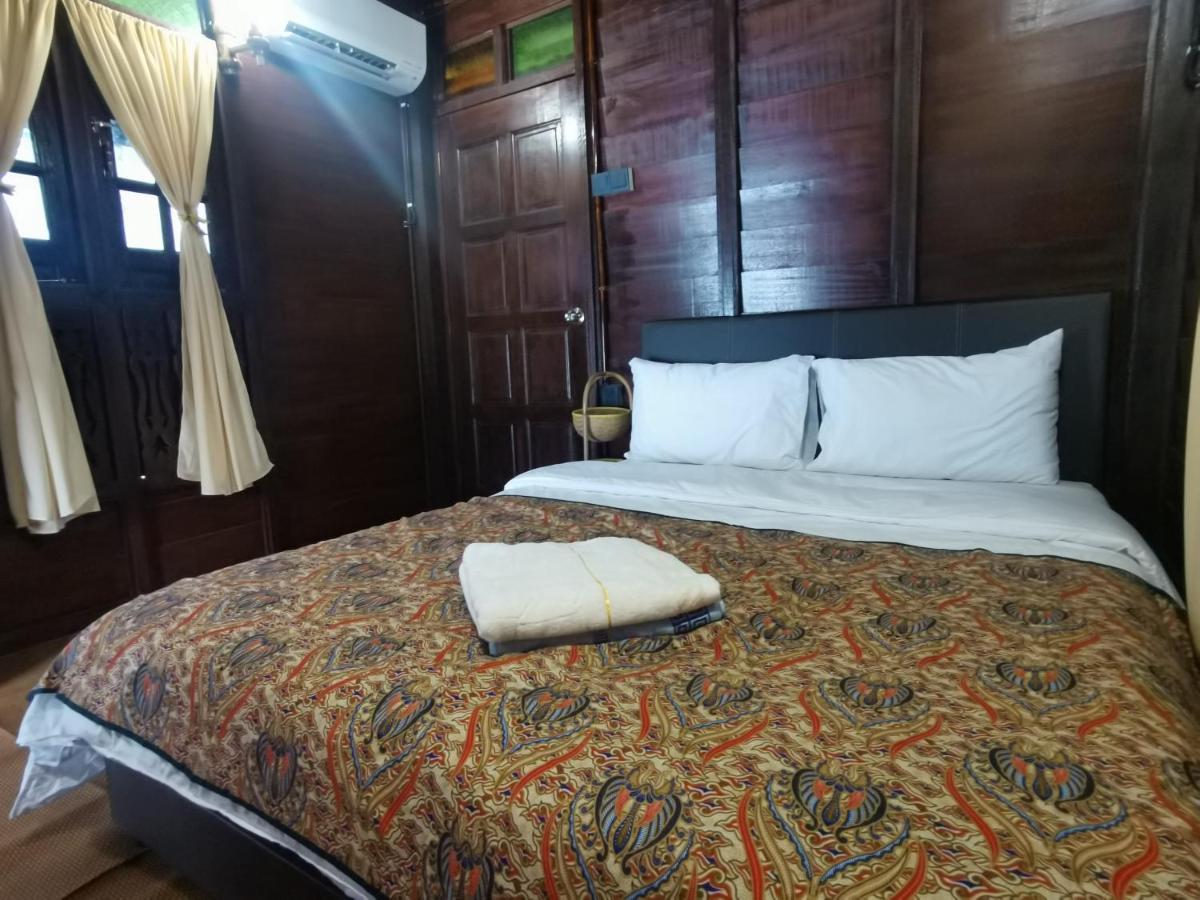 Sayang Di Kaki Bukit Homestay Near Icon City Bukit Mertajam Kültér fotó