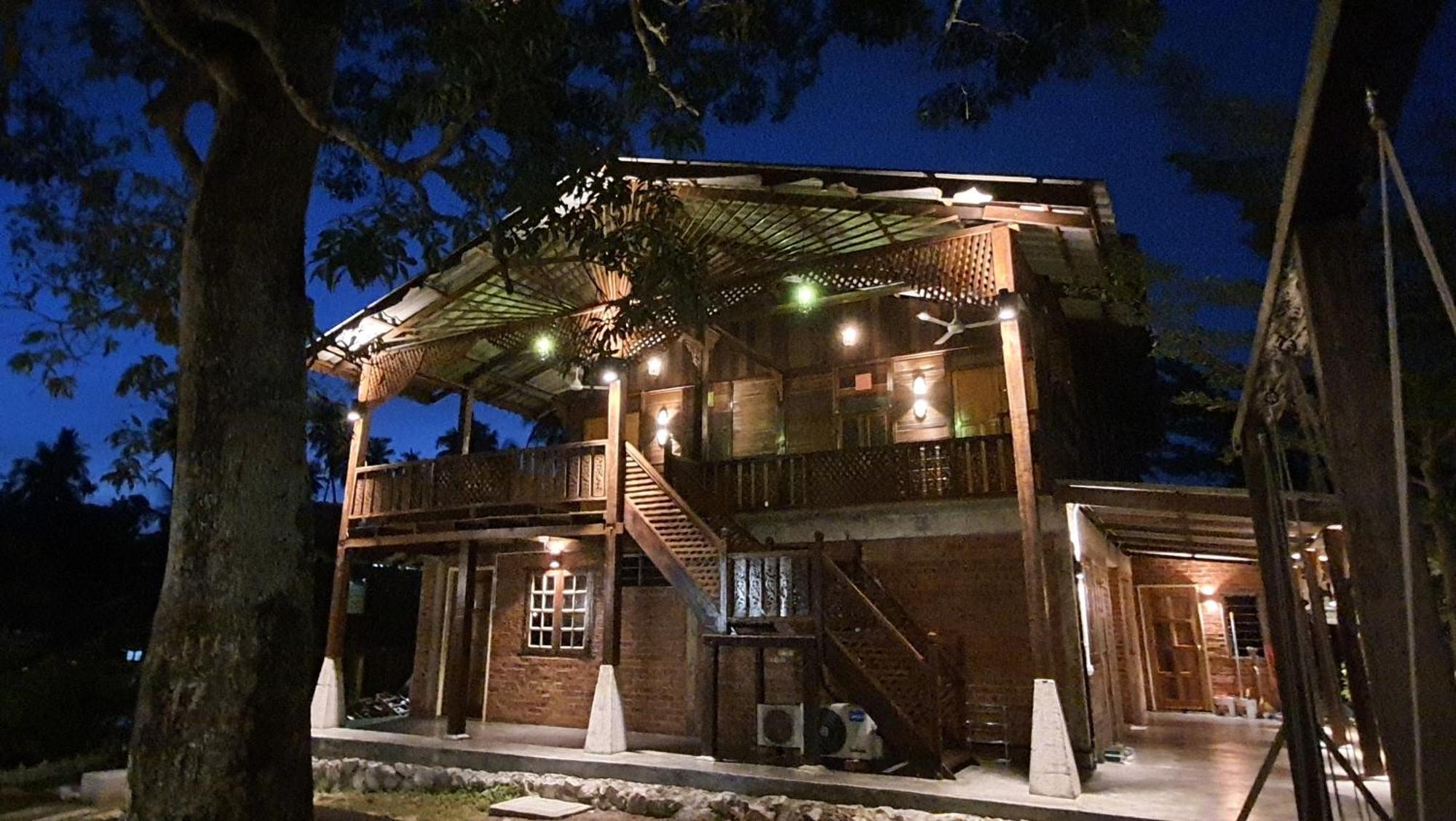 Sayang Di Kaki Bukit Homestay Near Icon City Bukit Mertajam Kültér fotó