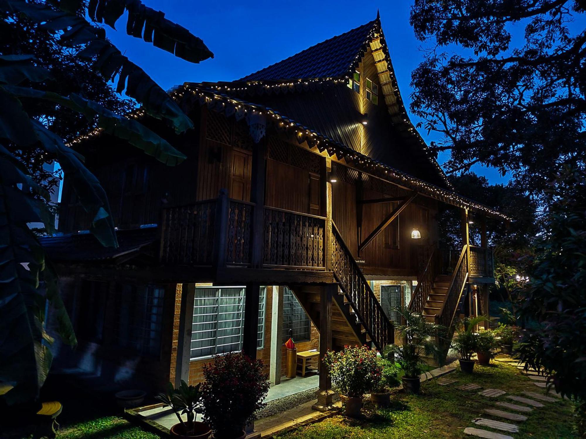 Sayang Di Kaki Bukit Homestay Near Icon City Bukit Mertajam Kültér fotó